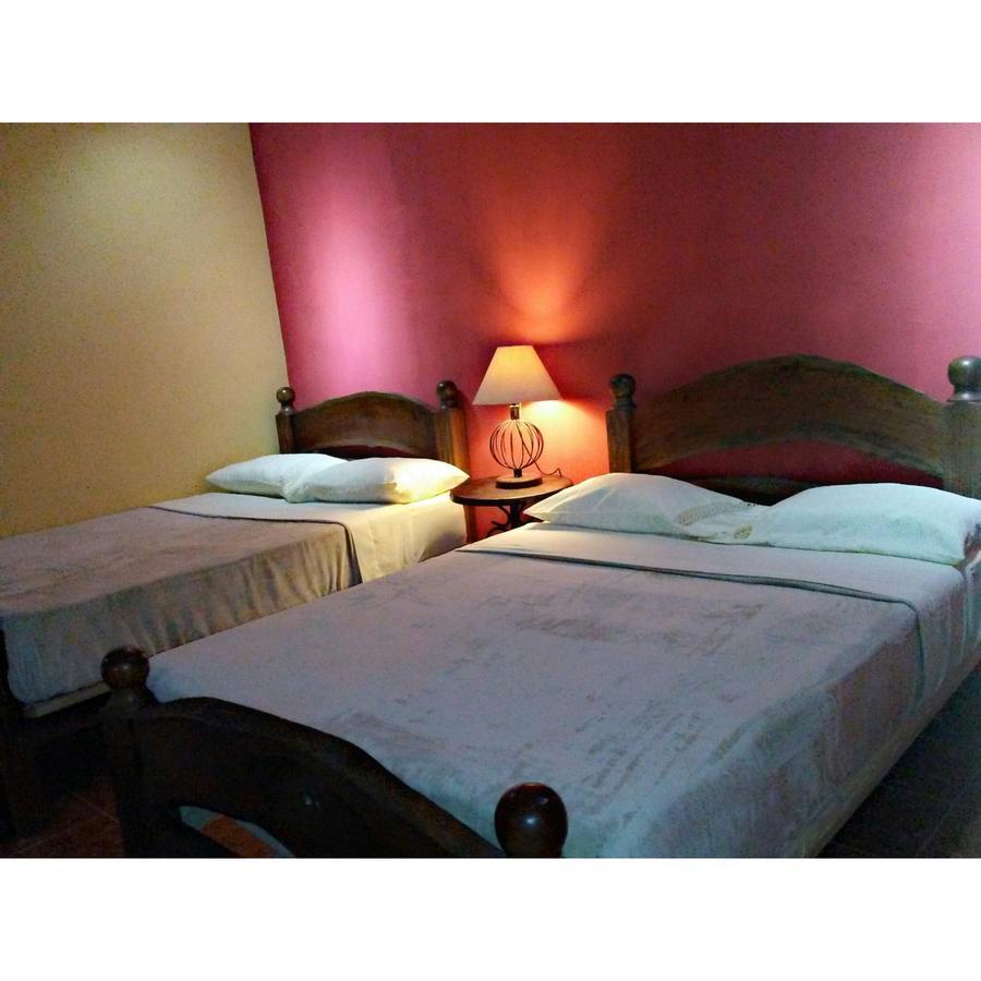 Hostal Juarez Ataco Hotel Concepción de Ataco Eksteriør billede